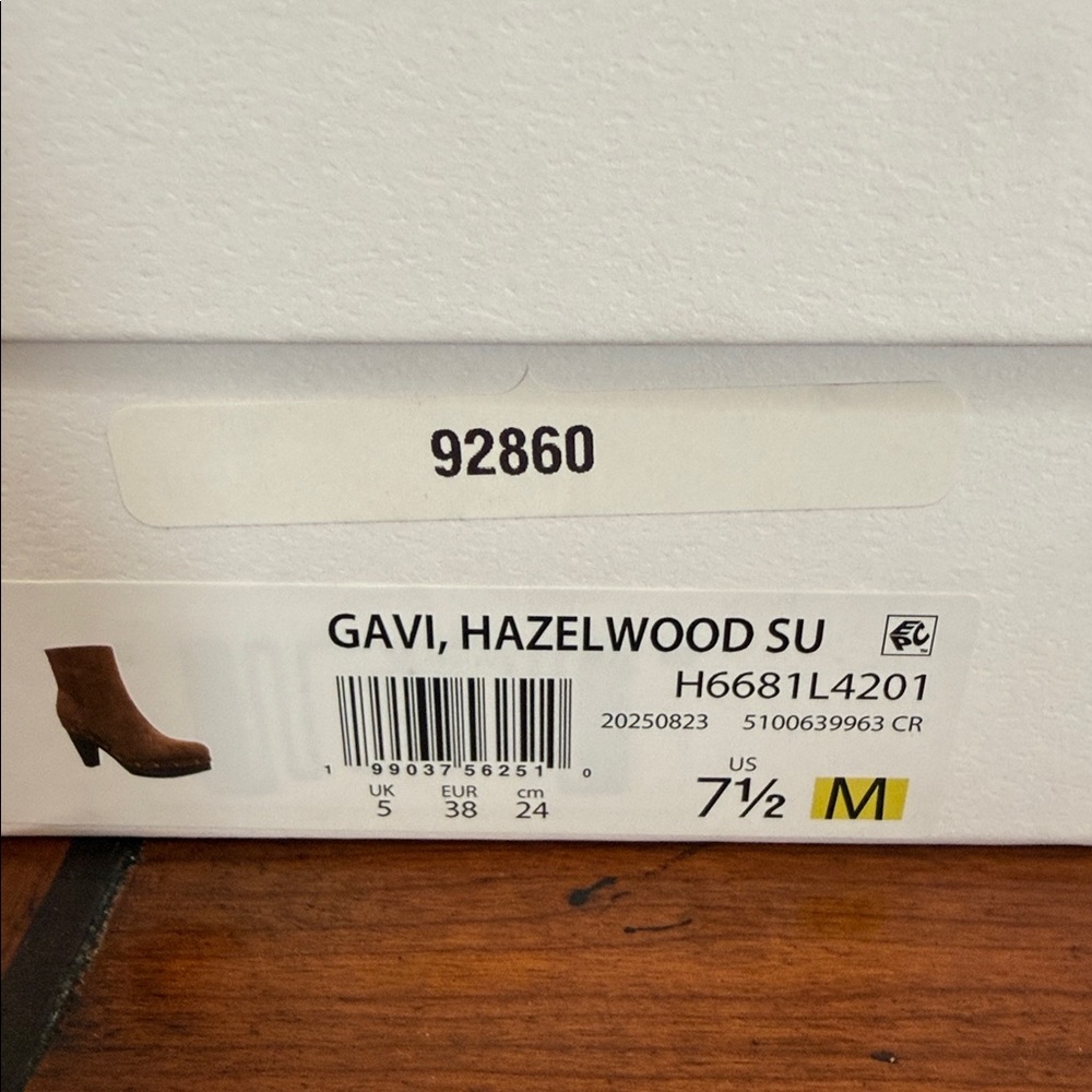Veronica Beard New In Box Gavi Hazelwood suede boots. 3-1/2” heel 1 “ platform - Picture 5 of 9